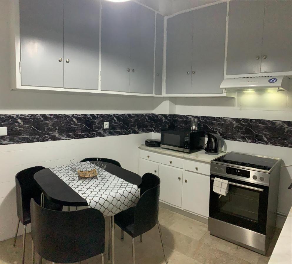 Acropolis Hill Apartment Атина Екстериор снимка